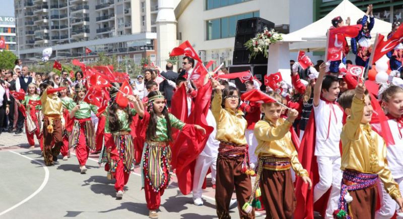 ULUSLARARASI KARSIYAKA ÇOCUK FESTIVALI BASLIYOR